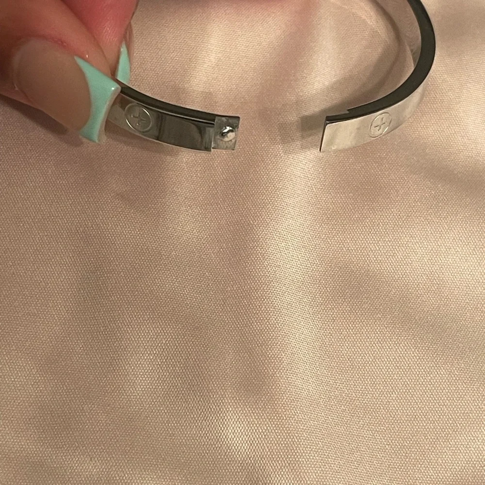 LOVE BRACELET - Picture 6 of 9